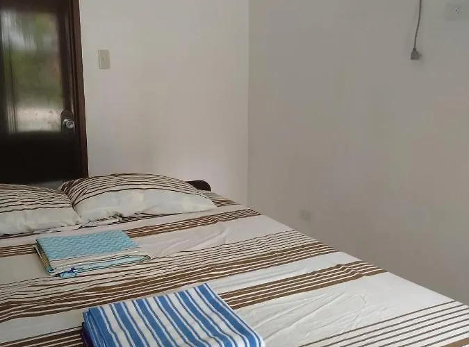 Gasthuis Ninan For Rent Moalboal
